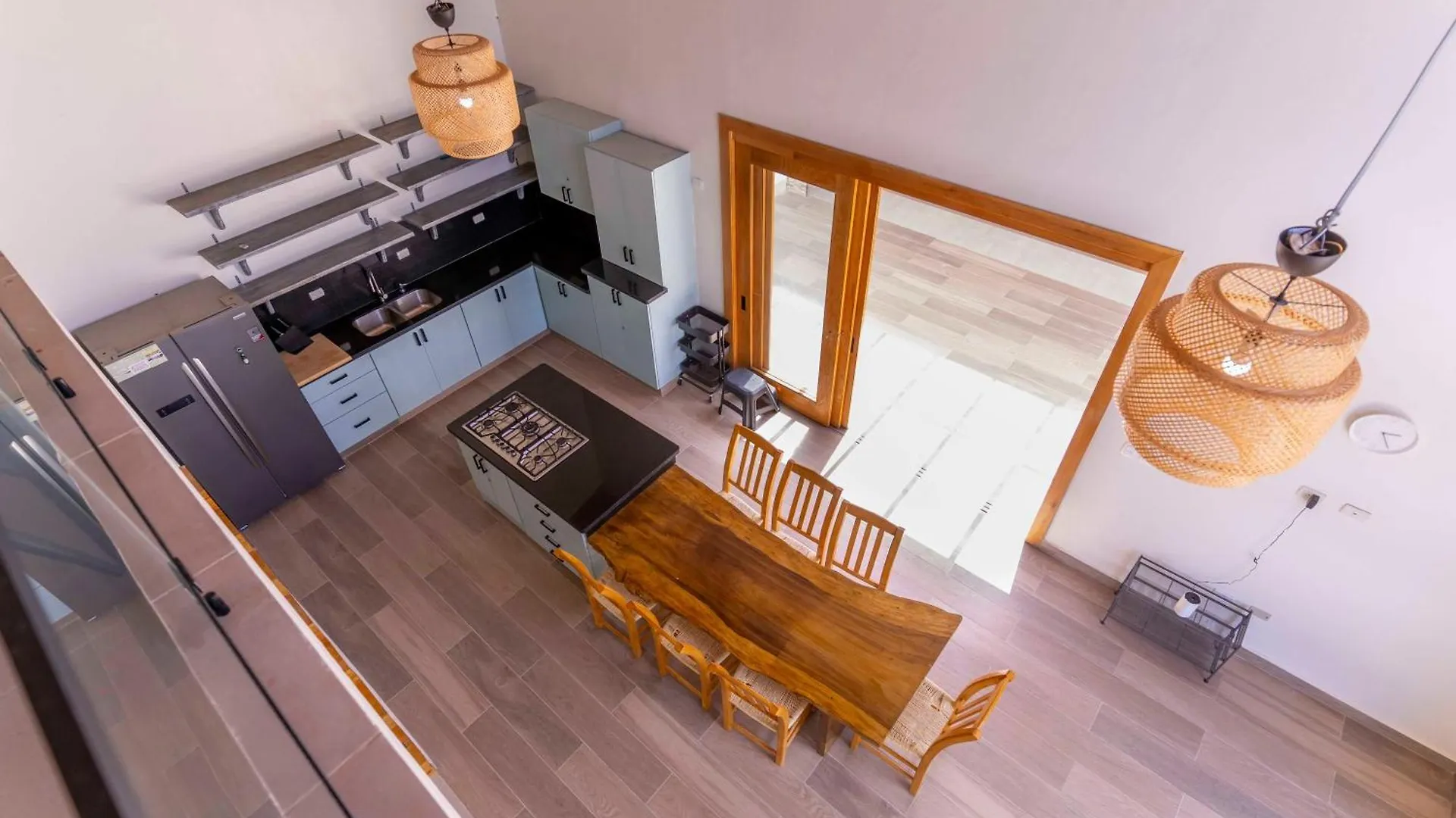 Luxury Beach Villa With Private Pool, Jacuzzi, Beach Club Access With Restaurant & Adventure Nearby Bani
